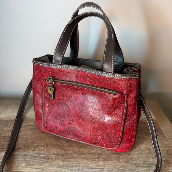 RELIC Red Paisley Embossed Satchel Brown Crossbody Strap Boston Bag Tooled - Picture 8 of 14